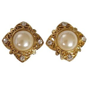 Gold Tone Square Faux Pearl Clear Rhinestone Filigree Style Clip-On Earrings E04